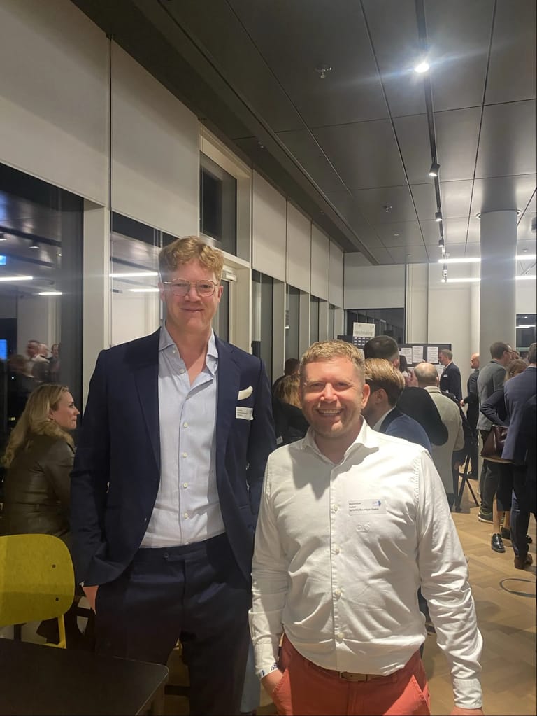 Lorenz Schwinghammer gemeinsam mit Kollegen der BUWOG